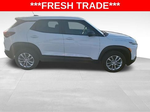 Used 2024 Chevrolet TrailBlazer LS image 5