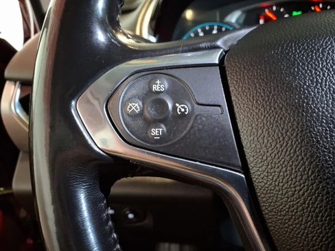 Used 2019 Chevrolet Traverse LT AWD/4WD image 32