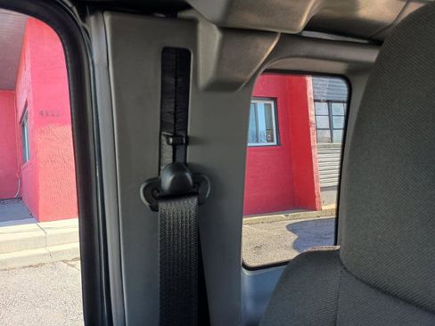 Used 2005 Ford Ranger Edge image 18