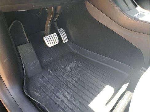 Used 2021 Tesla Model Y Performance AWD/4WD image 18