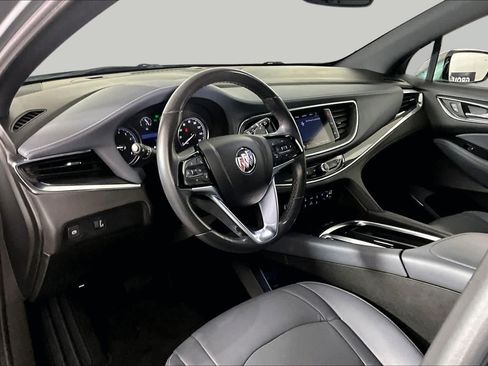 Used 2023 Buick Enclave Essence w/ Sport Touring Edition FWD image 17