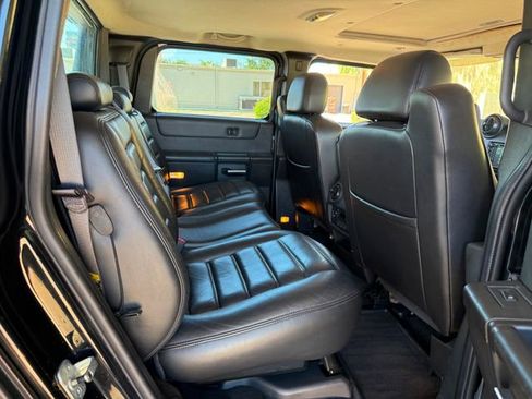Used 2005 HUMMER H2 SUT w/ Preferred Equipment Group AWD/4WD image 27