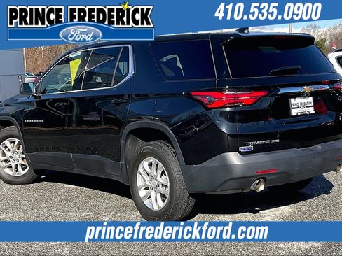 Used 2022 Chevrolet Traverse LS image 11