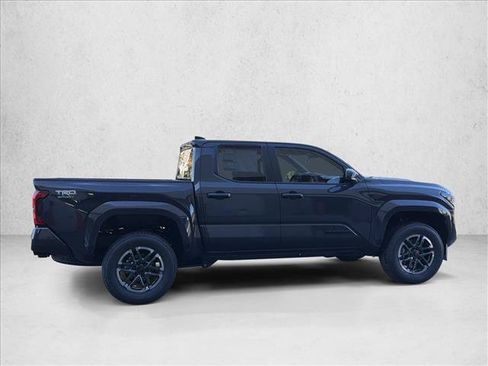 Certified 2025 Toyota Tacoma TRD Sport AWD/4WD image 4