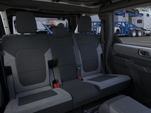 New 2026 Ford Bronco 4-Door AWD/4WD image 11