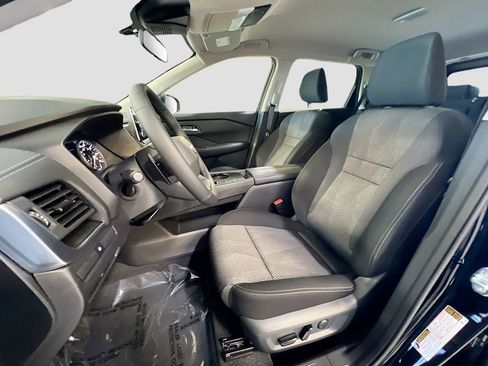 New 2026 Nissan Rogue SV image 19