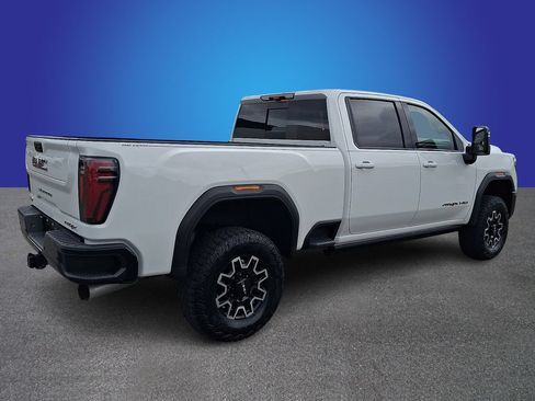Used 2024 GMC Sierra 2500 AT4X AWD/4WD image 4