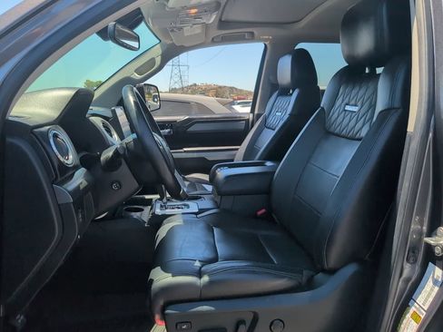 Used 2018 Toyota Tundra Platinum AWD/4WD image 8