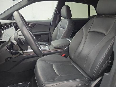 Used 2021 Audi Q8 Premium Plus image 30