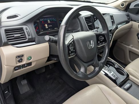 Used 2020 Honda Pilot Elite image 16