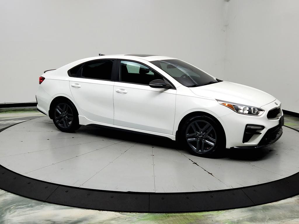 Used 2020 Kia Forte GT-Line w/ GT-Line Premium Package FWD image 3