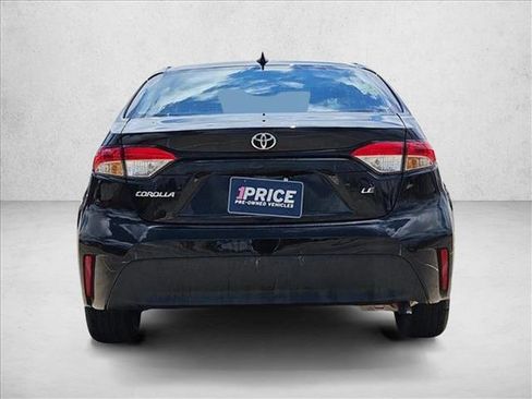 Used 2025 Toyota Corolla LE FWD image 6