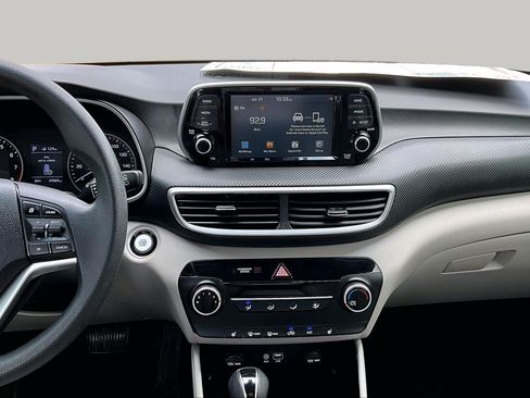 Used 2020 Hyundai Tucson Value FWD image 6