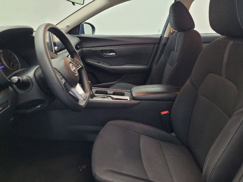 Used 2024 Nissan Sentra SV image 17