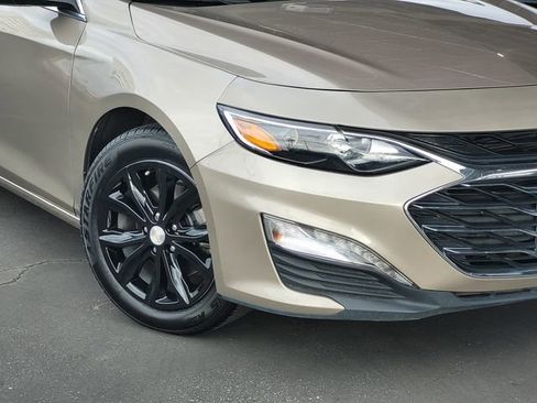 Used 2023 Chevrolet Malibu LT FWD image 3