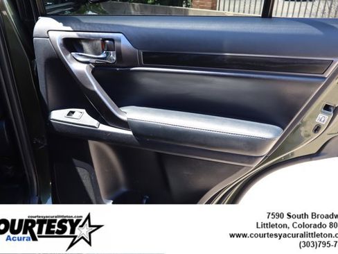 Used 2022 Lexus GX 460 w/ Black Line Special Edition AWD/4WD image 33