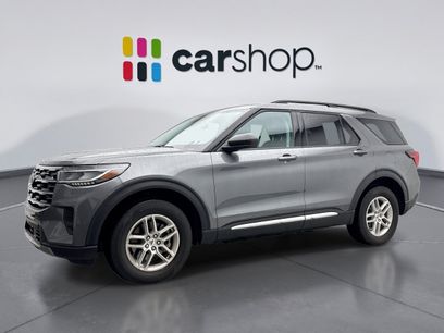 Used 2025 Ford Explorer Active
