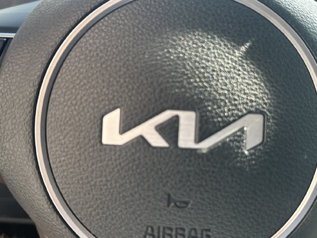 Used 2024 Kia Sportage EX FWD image 27