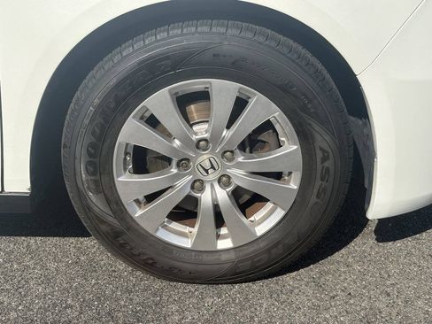 Used 2015 Honda Odyssey EX-L image 28