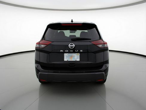 Used 2025 Nissan Rogue SV image 7
