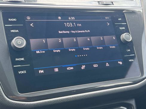 Certified 2022 Volkswagen Tiguan SE image 12