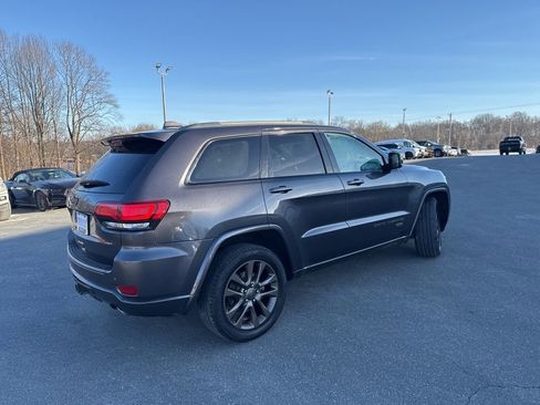 Used 2017 Jeep Grand Cherokee Limited 75th Anniversary image 5