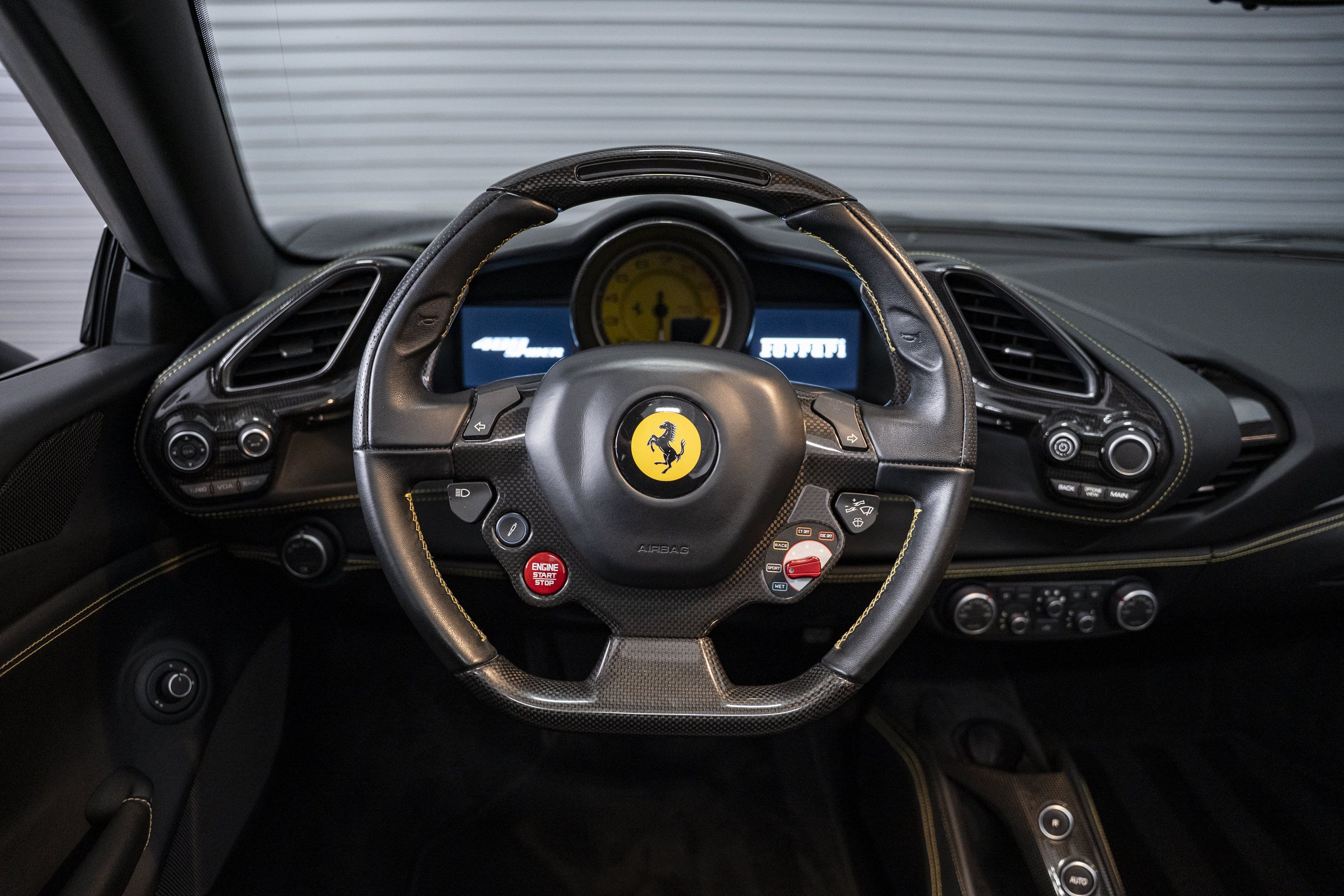 Used 2018 Ferrari 488 Spider RWD image 33