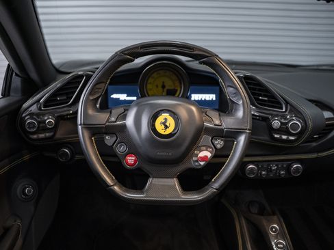 Certified 2018 Ferrari 488 Spider RWD image 33