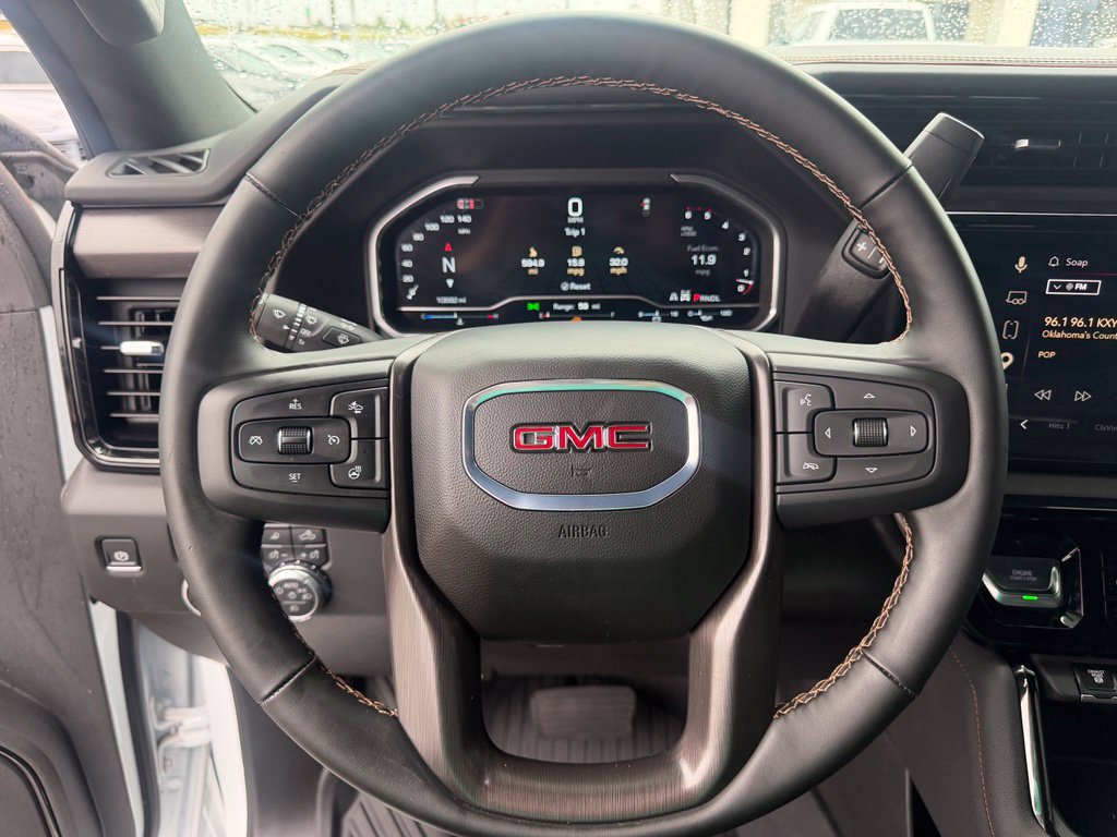 Used 2025 GMC Sierra 2500 AT4 w/ AT4 Premium Plus Package AWD/4WD image 27