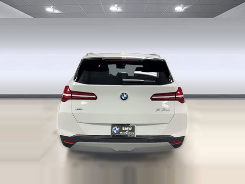 New 2026 BMW X3 xDrive30 w/ Premium Package image 9