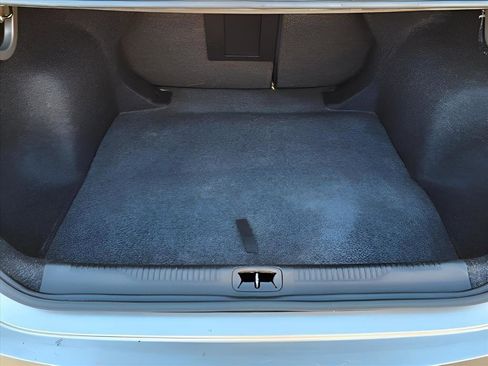 Used 2016 Chrysler 200 Limited image 15