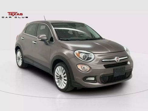 Used 2016 FIAT 500X Lounge image 1