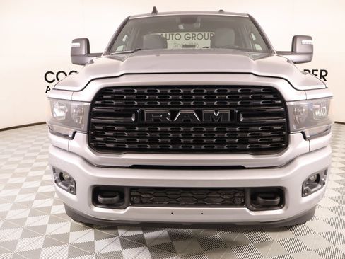 Used 2024 RAM 2500 Big Horn w/ Night Edition AWD/4WD image 9