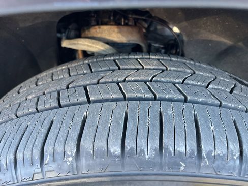 Used 2021 GMC Yukon Denali image 9