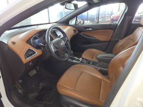 Used 2016 Chevrolet Cruze Premier FWD image 15