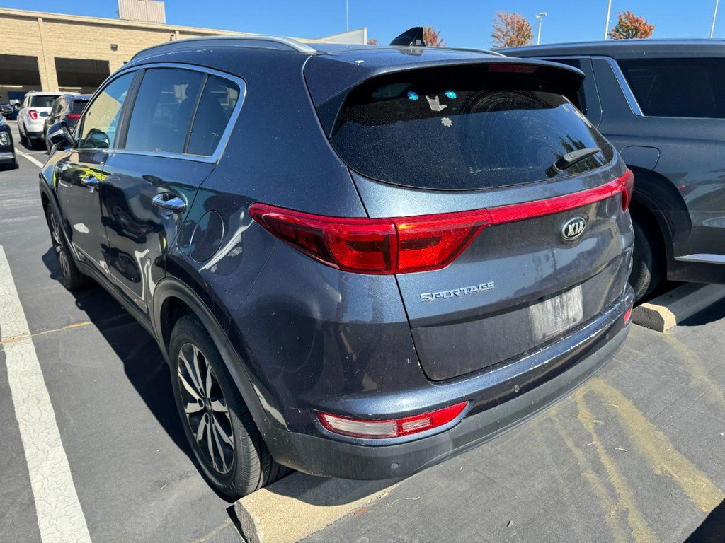 Used 2017 Kia Sportage EX w/ EX Technology Package AWD/4WD image 4