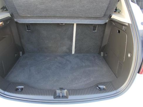 Used 2018 Buick Encore Essence image 14