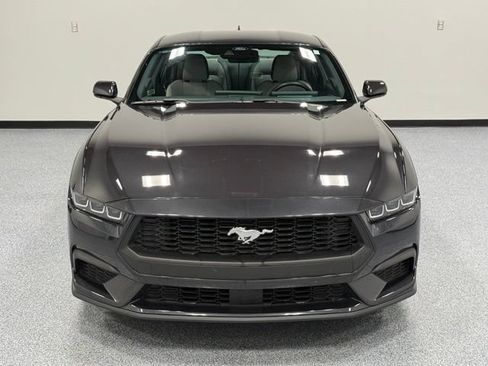 Certified 2024 Ford Mustang Coupe RWD image 4