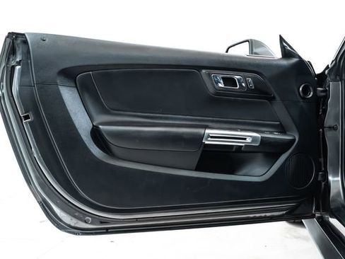 Used 2017 Ford Mustang GT w/ Interior & Wheel Package image 15