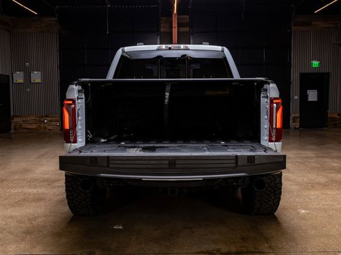 Used 2025 Ford F150 Raptor image 9