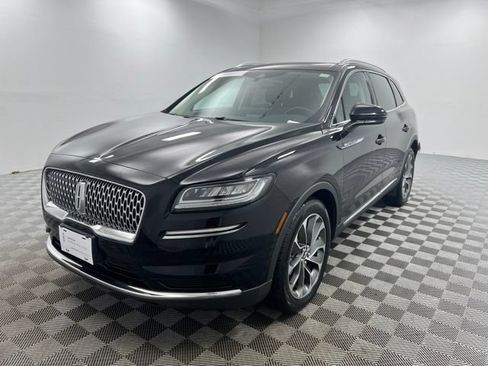 Certified 2022 Lincoln Nautilus Reserve AWD/4WD image 2