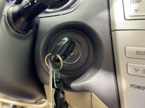 Used 2006 Lexus RX 400h 2WD image 26