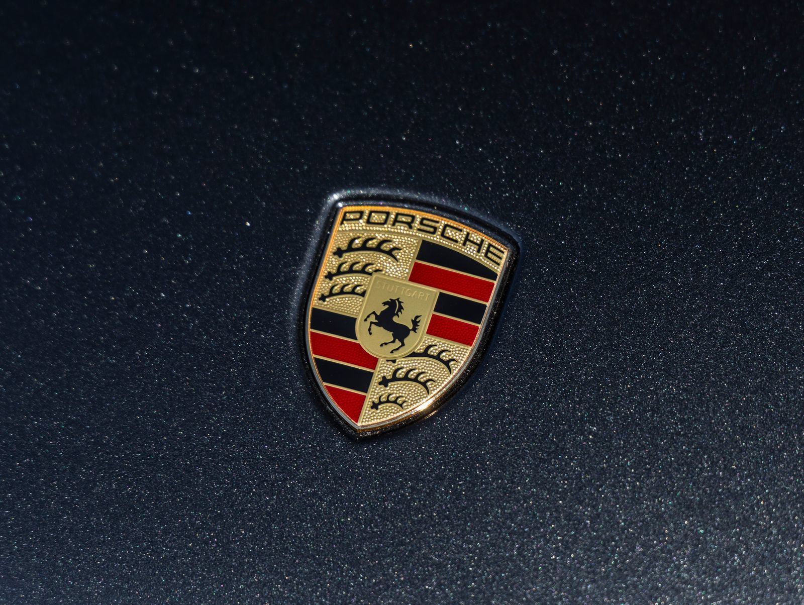 Certified 2026 Porsche Macan AWD/4WD image 17