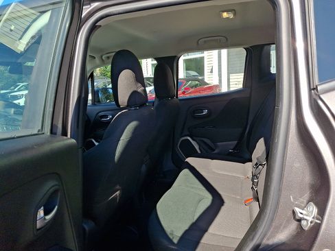 Used 2016 Jeep Renegade Sport w/ Power & Air Group AWD/4WD image 11
