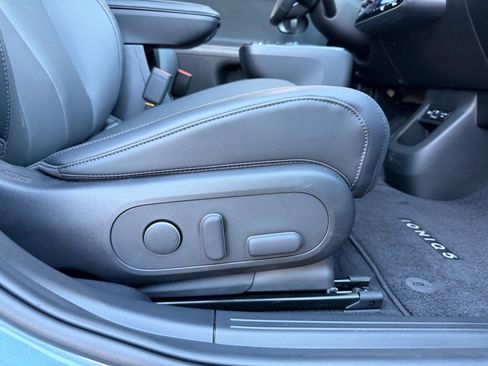 Used 2025 Hyundai Ioniq 5 Limited image 27