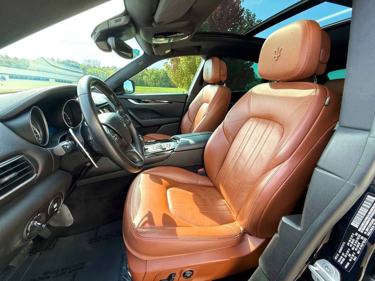 Used 2017 Maserati Levante S AWD/4WD image 14