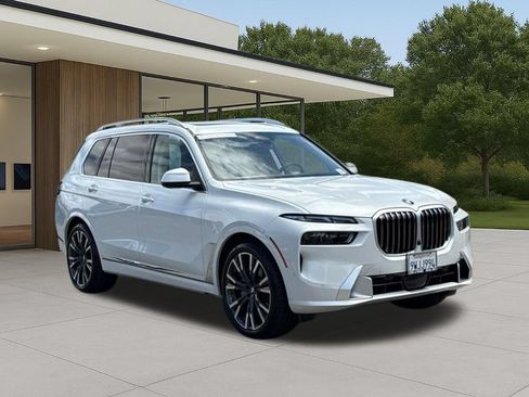 Used 2026 BMW X7 xDrive40i AWD/4WD image 6