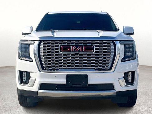 Used 2021 GMC Yukon Denali w/ Denali Premium Package image 5