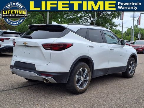 Used 2023 Chevrolet Blazer LT FWD image 5