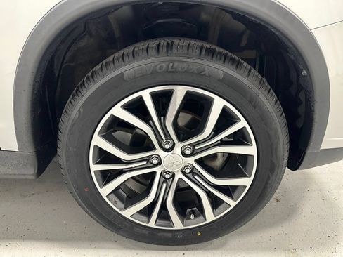Used 2019 Mitsubishi Outlander Sport ES AWD/4WD image 55